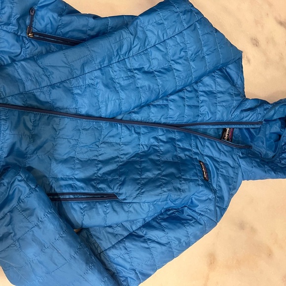 Patagonia Vibrant Blue Jacket - Picture 2 of 4
